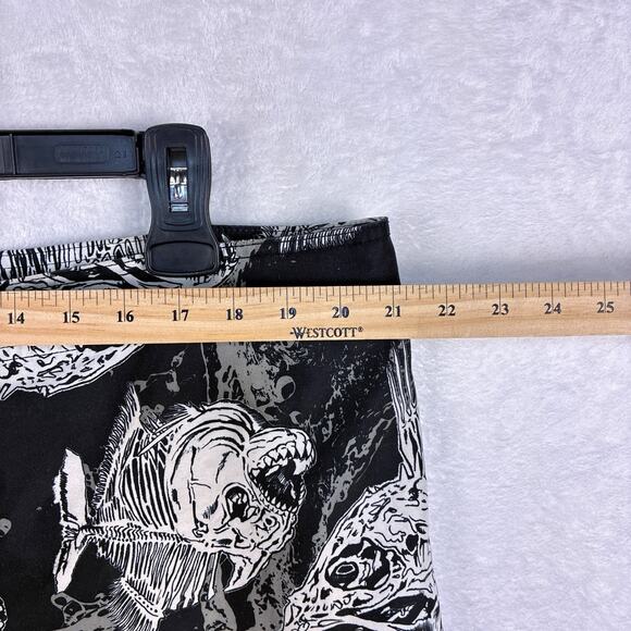 VTG Y2K Joe Boxer Mens 40 Black Blue Piranha AOP Skull Board Shorts Swim Trunks - Picture 9 of 9